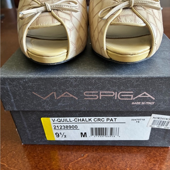 Via Spiga Quill Chalk Crocodile 4” Stiletto Heels Sz 9.5M - Picture 5 of 6